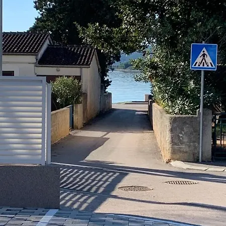 Apartman Filipi * Sveti Filip i Jakov